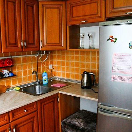 Tihogo 15 Apartment Uzhhorod Ngoại thất bức ảnh